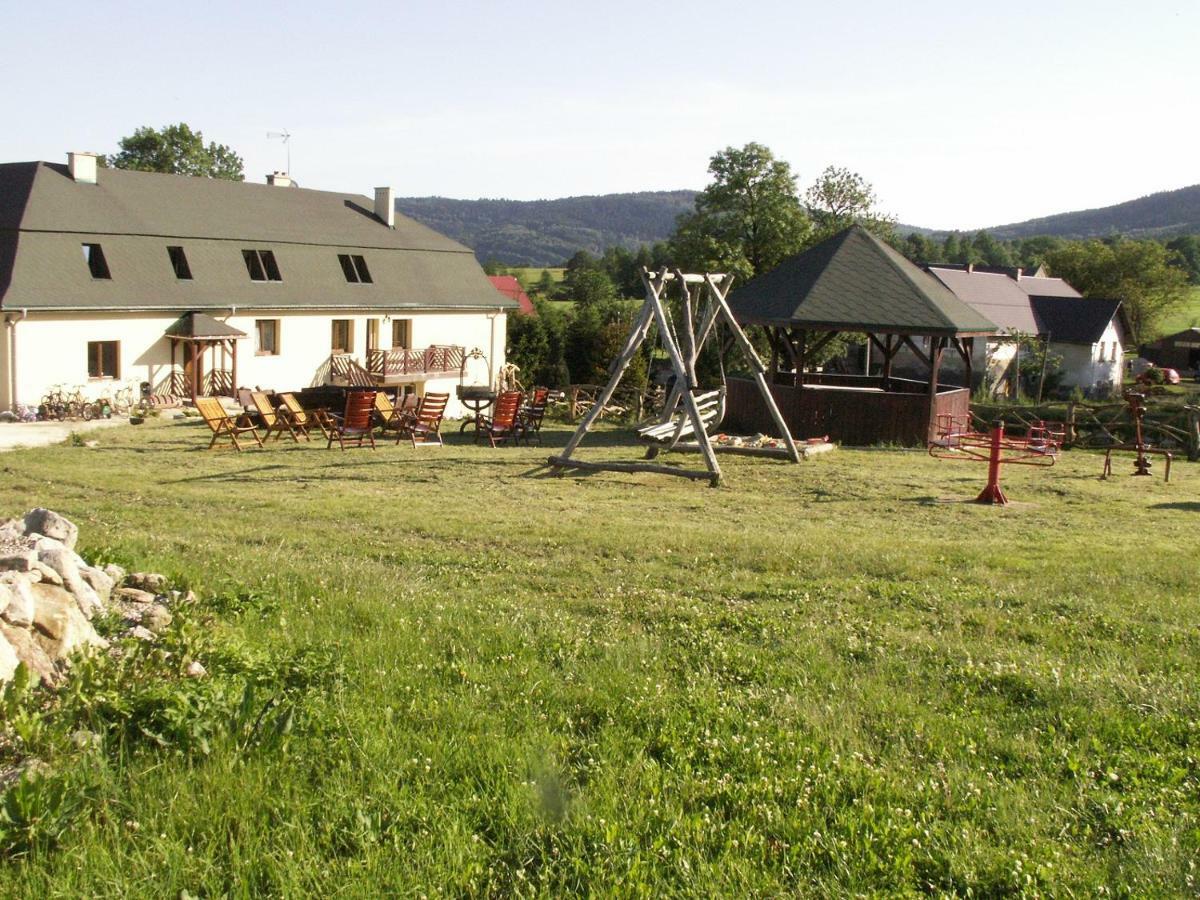 Agroturystyka Leszczynowy Dworek Ponikwa  Exterior photo